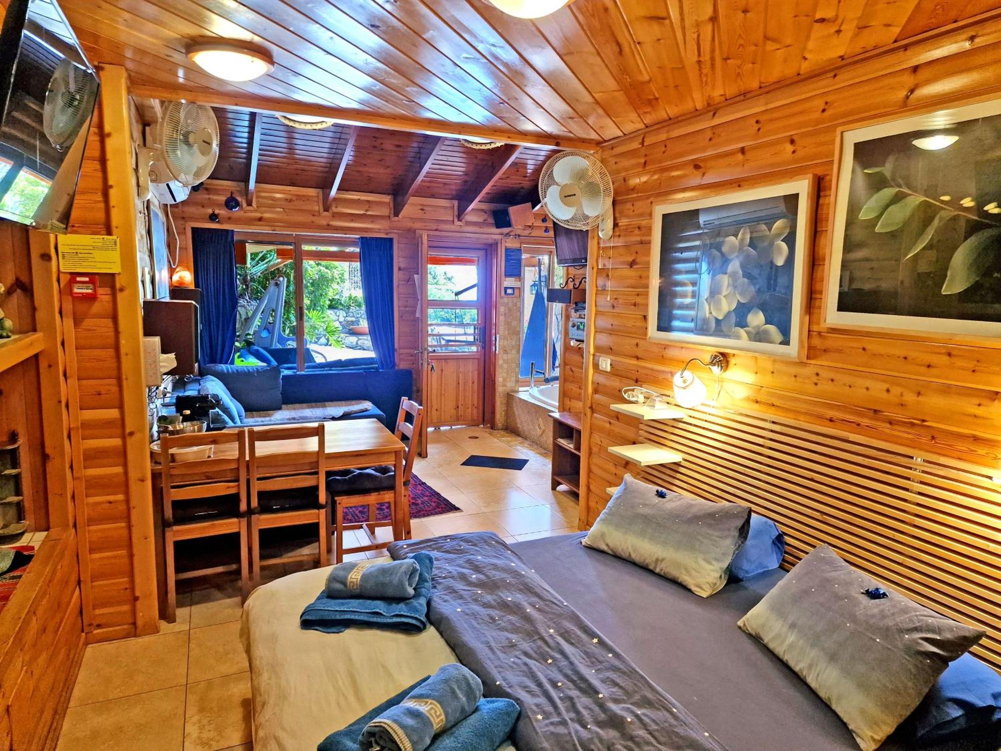 Ohn-Bar Guesthouse Amirim Buitenkant foto